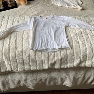 YOUTH SMALL WHITE LONG SLEEVE SHIRT